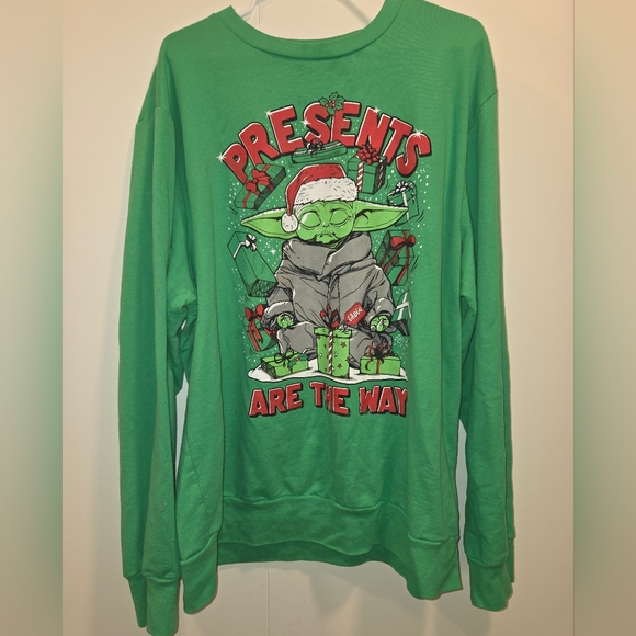 Star Wars Other - Star Wars Green Crewneck Sweater with Festive Graphic